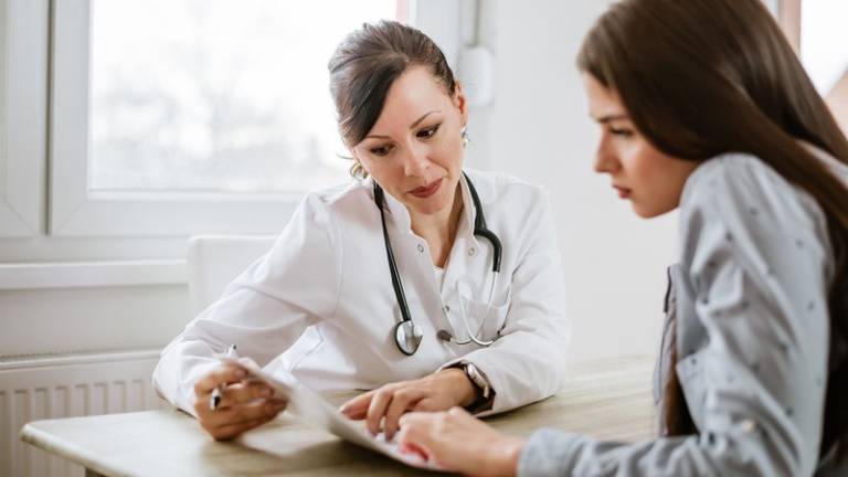 Bệnh trầm cảm có lây hay di truyền không?