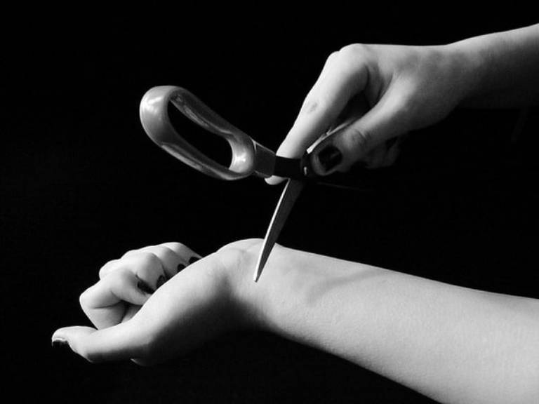 Bị trầm cảm lâu năm nên điều trị như thế nào?