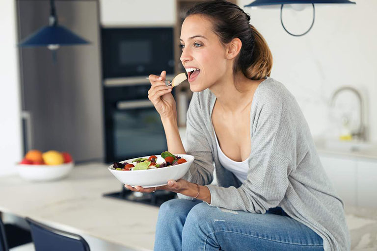 Rối loạn lo âu nên ăn gì và kiêng gì Rối loạn lo âu nên ăn gì và kiêng gì