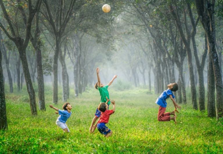 hoạt động vui chơi giảm rối loạn tâm lý ở trẻ
