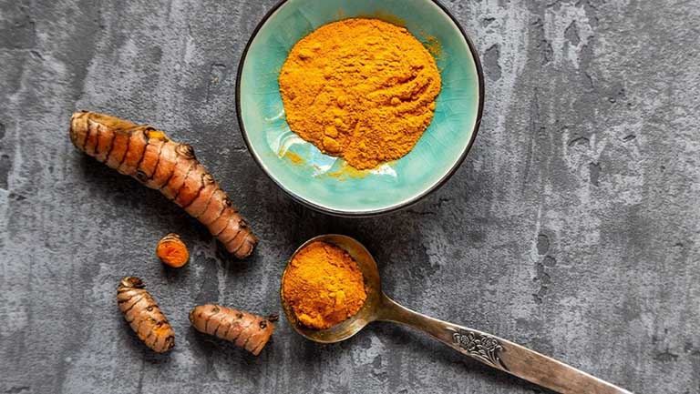 dùng nghệ chữa bệnh trầm cảm