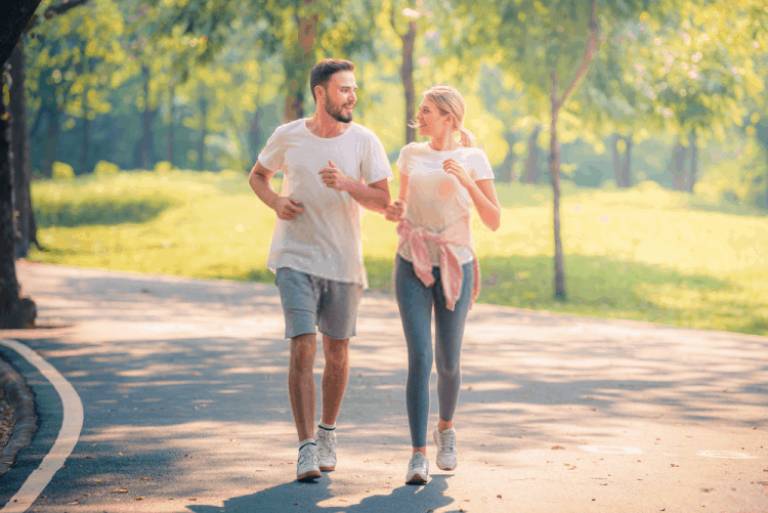 Lợi ích của đi bộ, chạy bộ đối với người bị trầm cảm