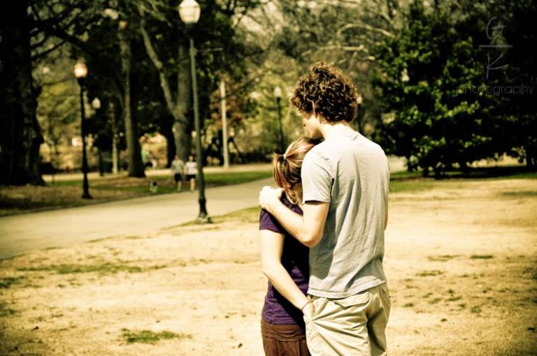 Nên làm gì khi người yêu bị trầm cảm?