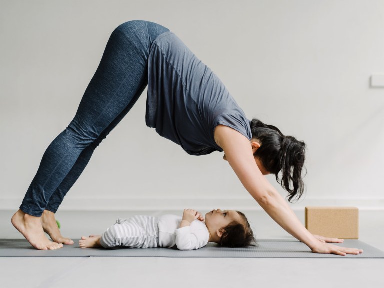 phòng tránh trầm cảm cho mẹ sau sinh