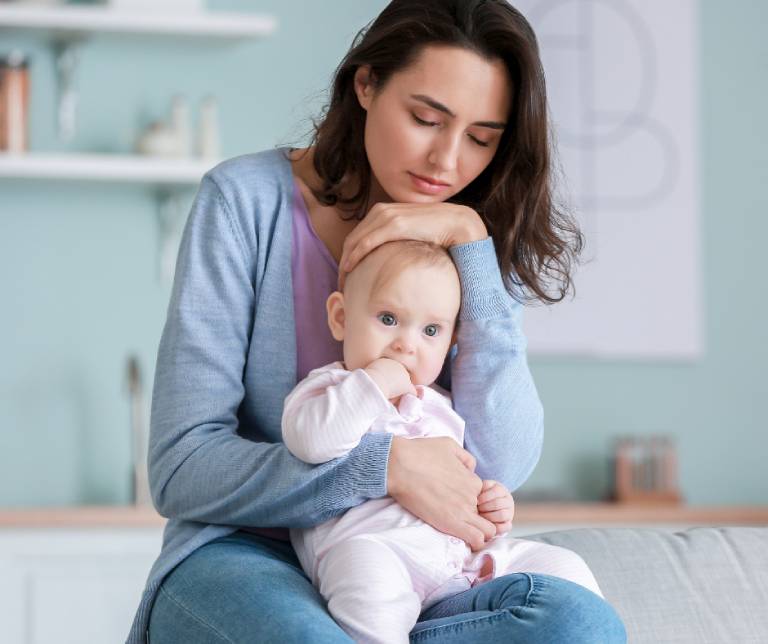 Trầm cảm sau sinh có nguy hiểm không?