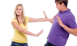 vợ chông tính cách trái ngược nhau