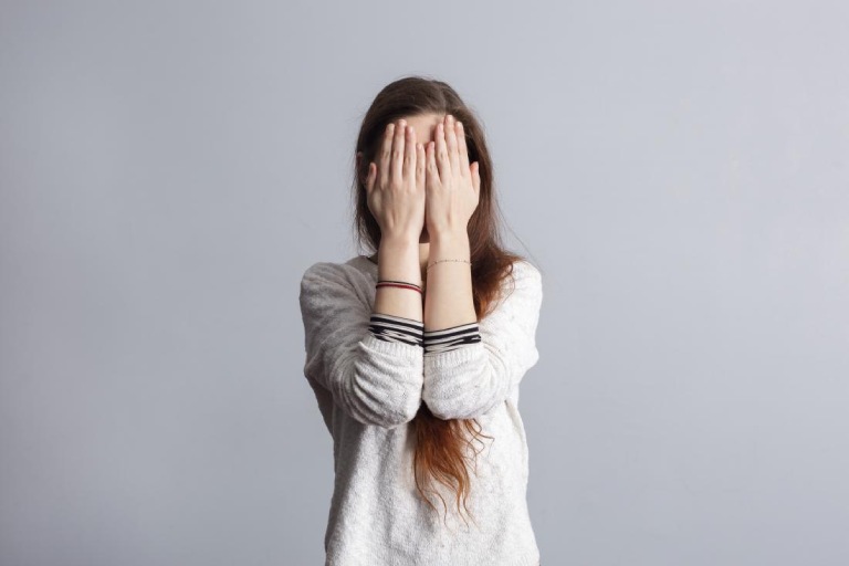 Sang chấn tâm lý xuất hiện vào giai đoạn nào