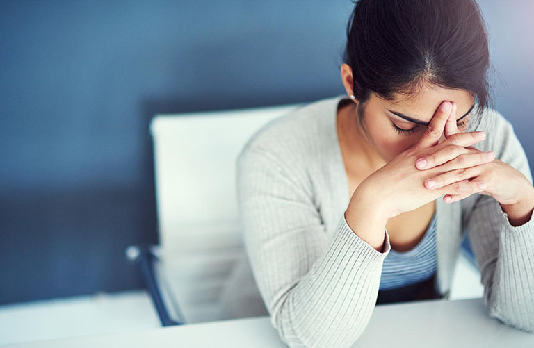 triệu chứng stress sau sinh triệu chứng stress sau sinh