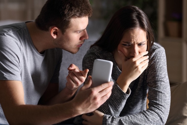 Ngoại tình trong tư tưởng đúng hay sai?