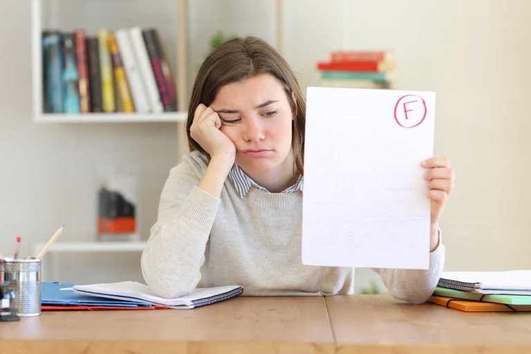 thất vọng vì bị điểm kém