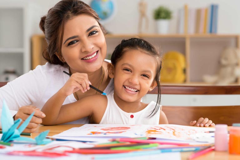 trẻ nhút nhát thiếu tự tin trẻ nhút nhát thiếu tự tin