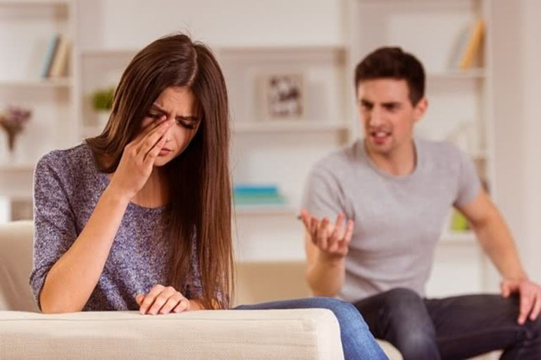 Vợ Chồng Quyết Định Ly Hôn