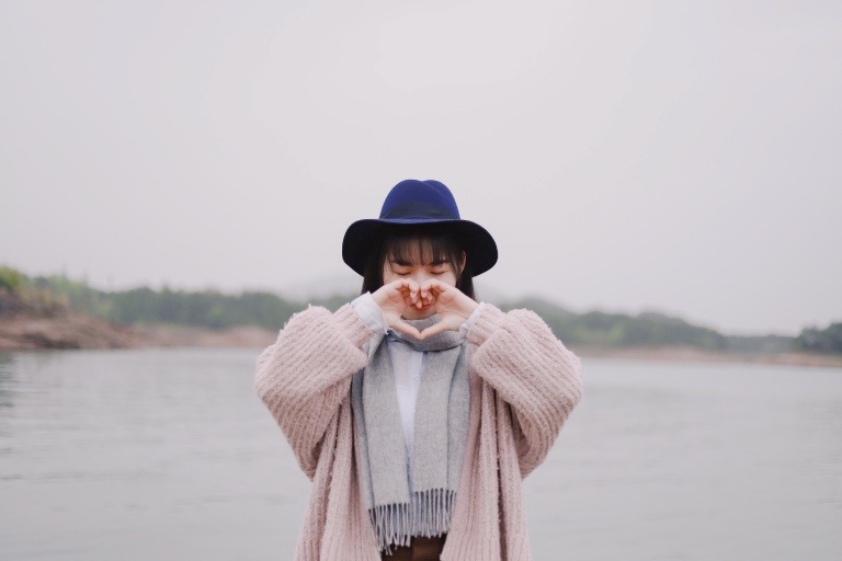 thiếu hụt cảm xúc thời thơ ấu
