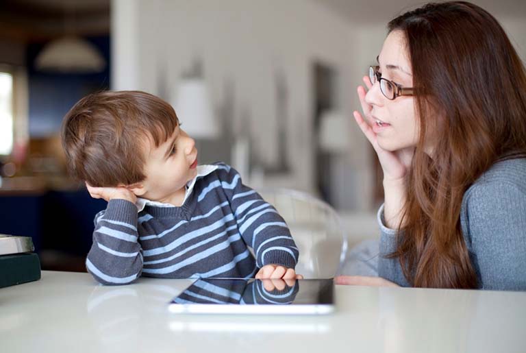 Khổ vì chồng ghen tuông hoang tưởng Khổ vì chồng ghen tuông hoang tưởng
