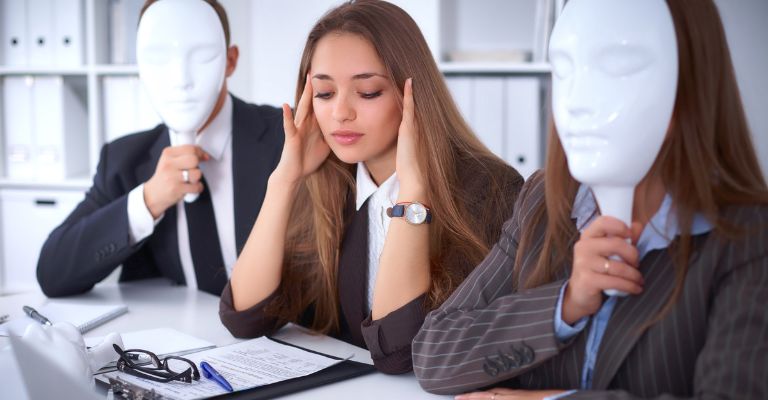 thiếu tự tin trong giao tiếp