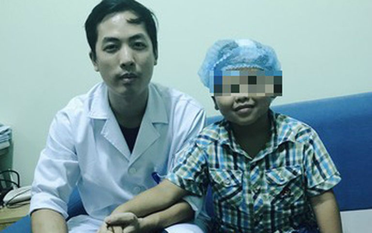 Cười không tự chủ