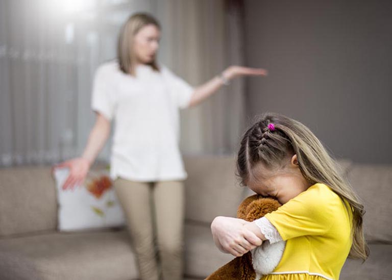 câu nói gây tổn thương tâm lý trẻ