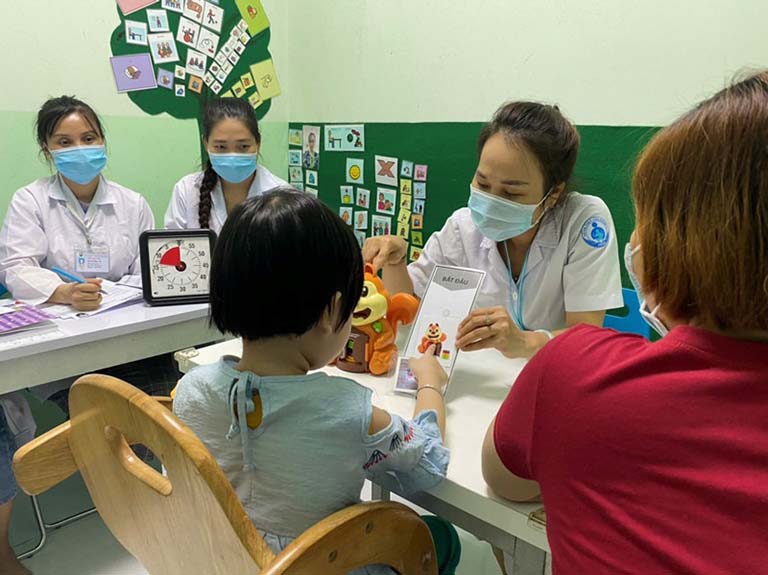 khám rối loạn ngôn ngữ cho trẻ ở đâu Địa chỉ khám rối loạn ngôn ngữ cho trẻ ở TP HCM - Bệnh viện Nhi Đồng 1