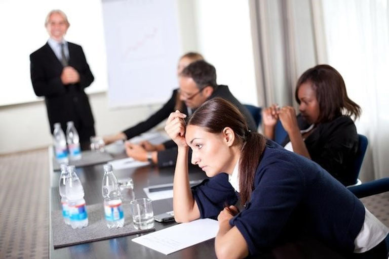 bị quá tải công việc