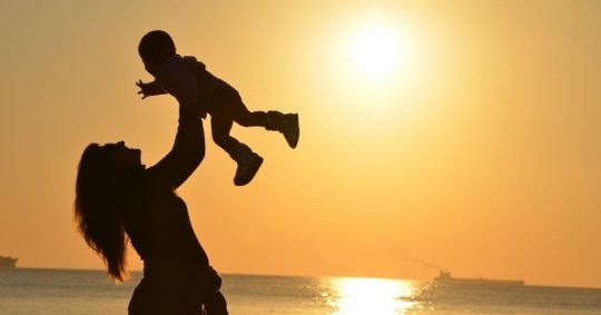 áp lực của bà mẹ đơn thân