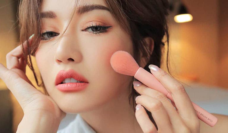 các giai đoạn tâm lý sau khi chia tay của con gái chấp nhận sự thật sau chia tay