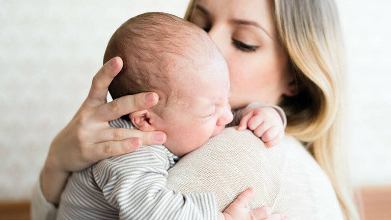 Trẻ mấy tháng biết nói