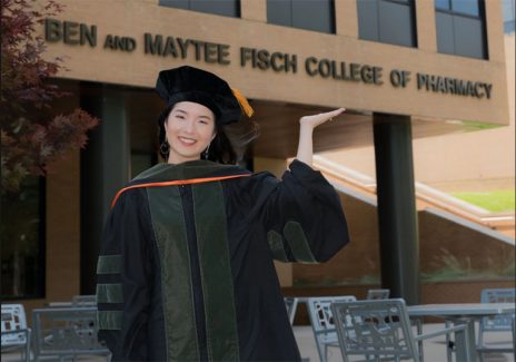 Thế mạnh và hạn chế của du học sinh