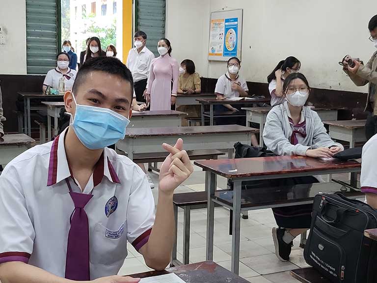khủng hoảng tâm lý ở học sinh lớp 9 khủng hoảng tâm lý ở học sinh lớp 9