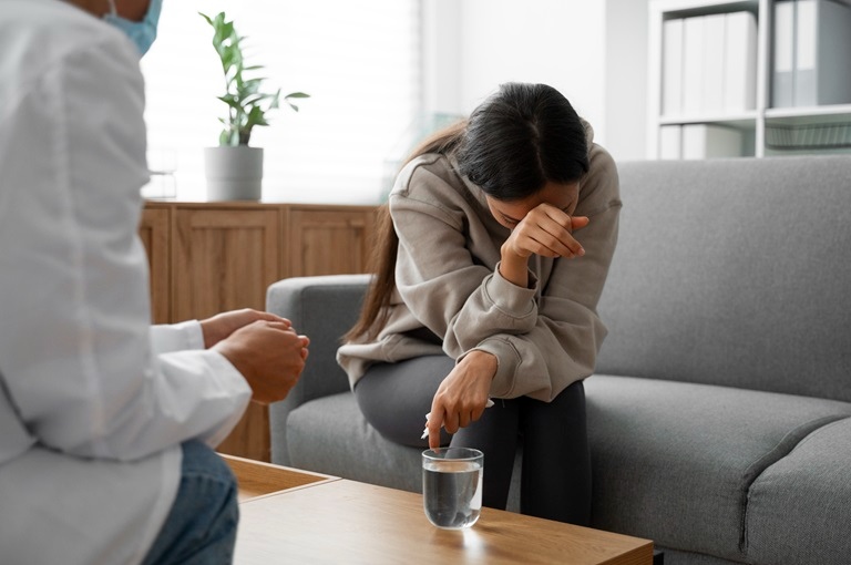 Hành trình chuyên gia tâm lý Tuyết Mai vượt qua rối loạn lo âu và trầm cảm