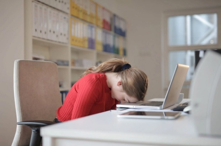 Dấu hiệu khủng hoảng tinh thần