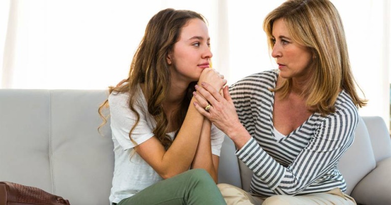 Cha mẹ nên làm gì khi con có biểu hiện tâm lý nhưng không chịu đi khám