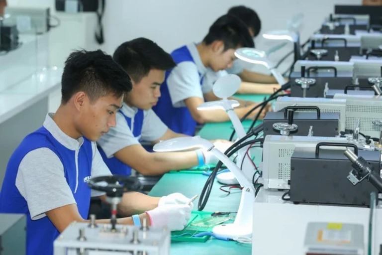 Những lựa chọn thay thế cho tương lai khi con bỏ học đại học